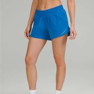 Lululemon Hotty Hot LR 4” shorts in Poolside